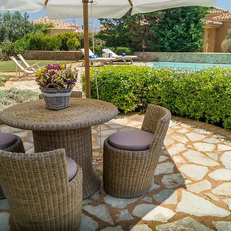 Luxurious Villas In 빌라 *