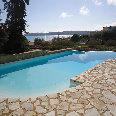 Luxurious Villas In Porto Heli