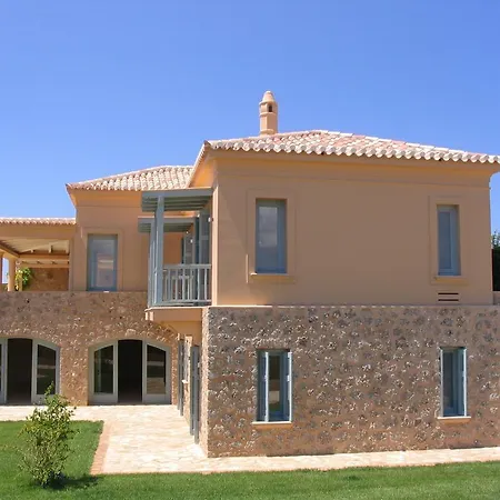 Luxurious Villas In Willa *