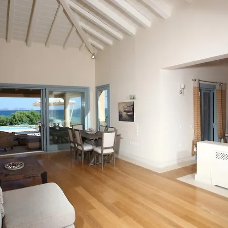 Luxurious Villas In 포르토헬리